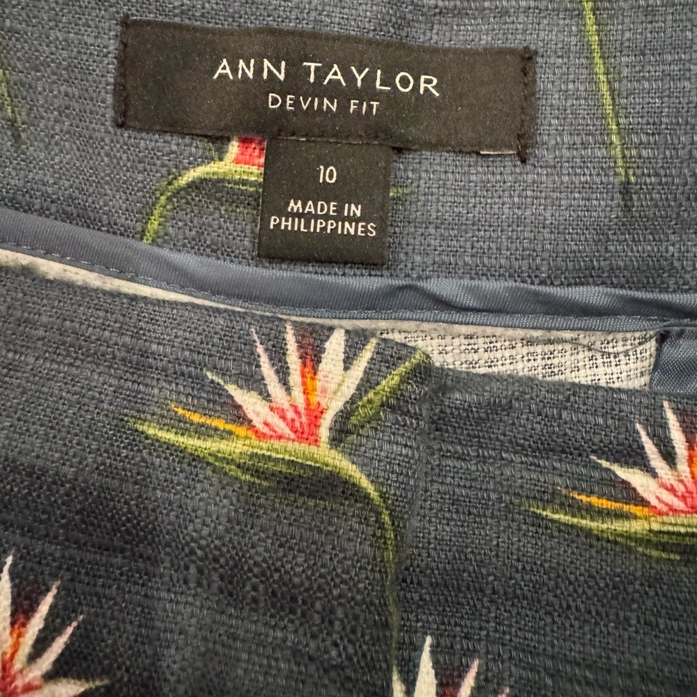 Ann Taylor Bird of Paradise Pants - Picture 4 of 4
